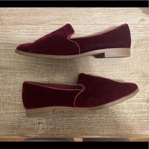 Gap maroon velvet slipper flats size 7